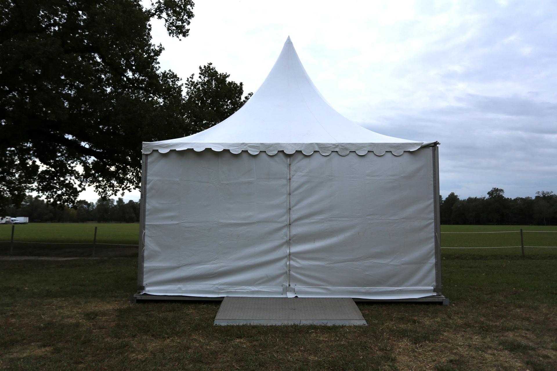 Pavillons für Events auf freier Fläche